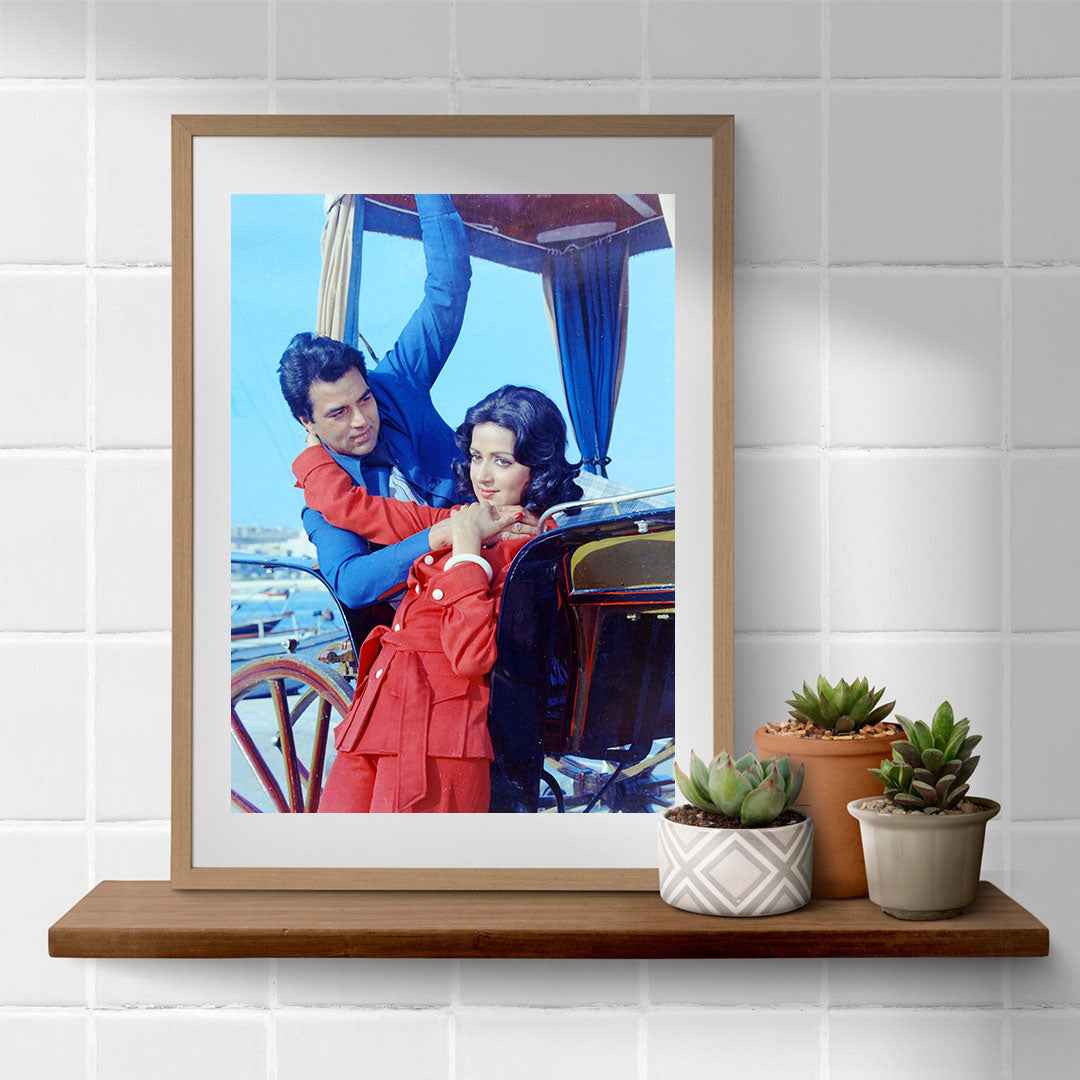 Hema Malini and Dharmendra in a romantic Portrait- still from the movie “CHARAS” Personal Bollywood Photography of renowned cinematographer, Shri Prem Sagar